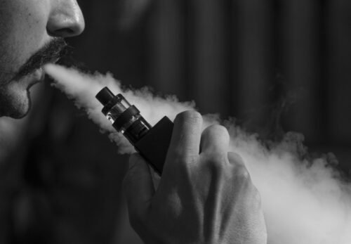 French e-cigarette market analysis: trends, growth and challenges in 2025